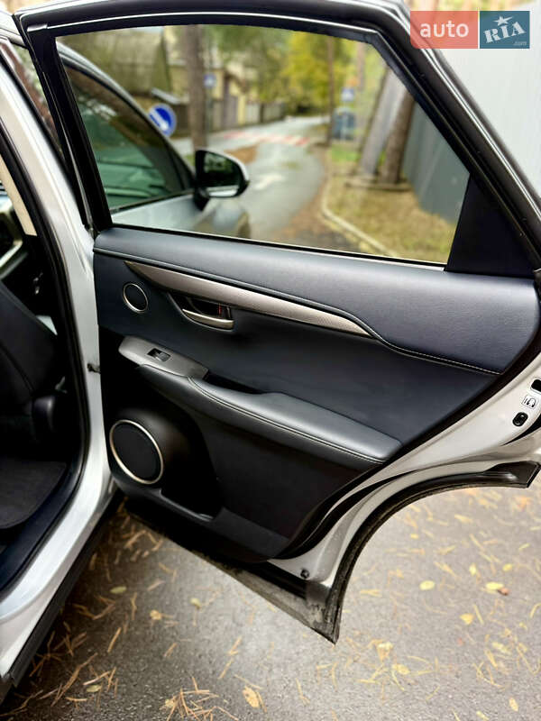 Позашляховик / Кросовер Lexus NX 2015 в Києві фото 16 Позашляховик / Кросовер Lexus NX 2015 в Києві