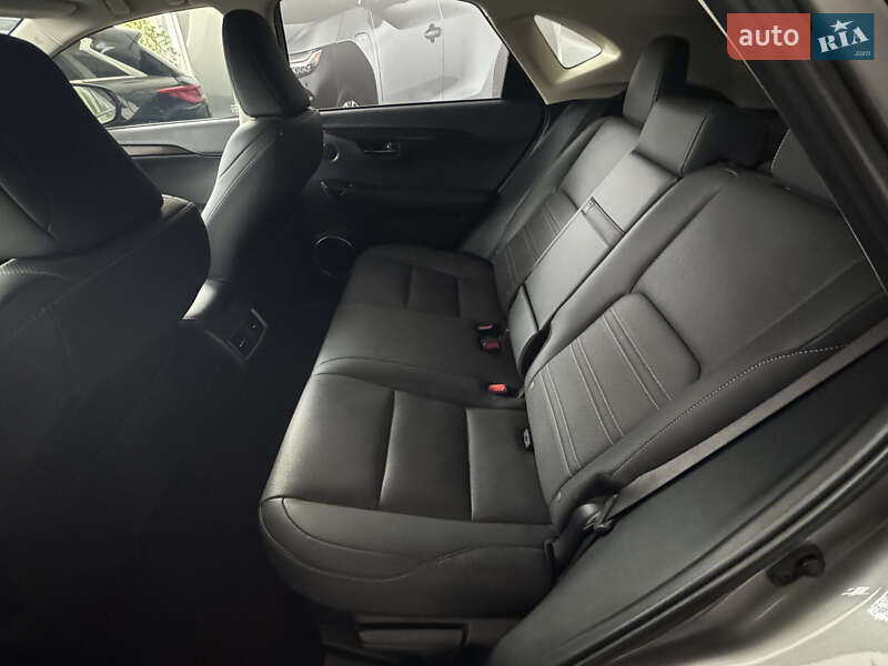 Позашляховик / Кросовер Lexus NX 2019 в Чернігові