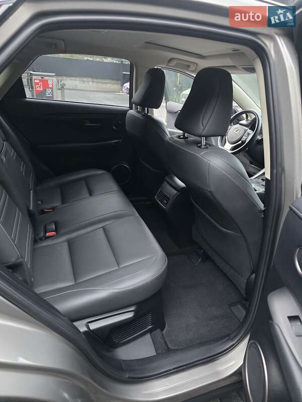 Позашляховик / Кросовер Lexus NX 2014 в Хмельницькому