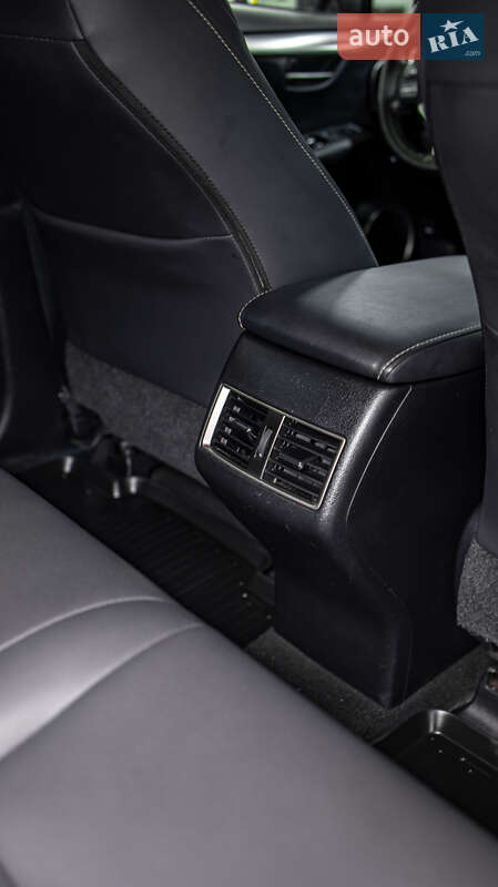 Позашляховик / Кросовер Lexus NX 2020 в Чернівцях