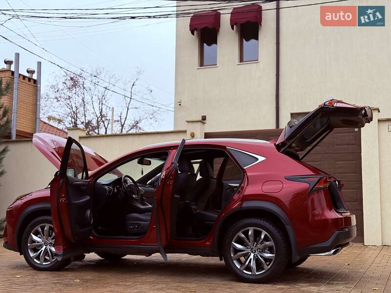 Позашляховик / Кросовер Lexus NX 2015 в Одесі