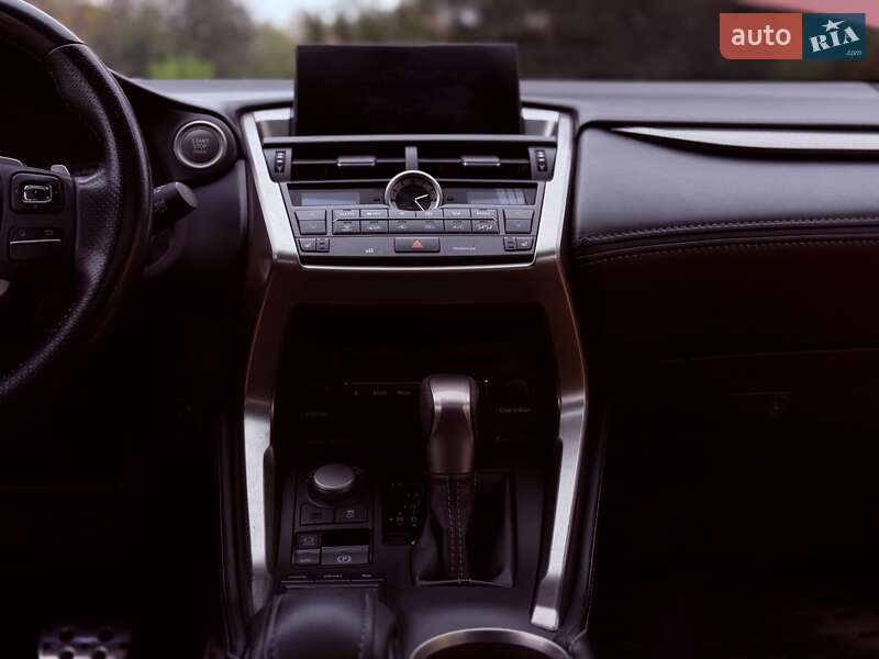 Позашляховик / Кросовер Lexus NX 2015 в Одесі