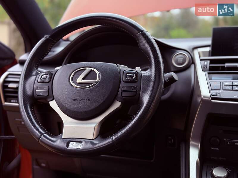 Позашляховик / Кросовер Lexus NX 2015 в Одесі