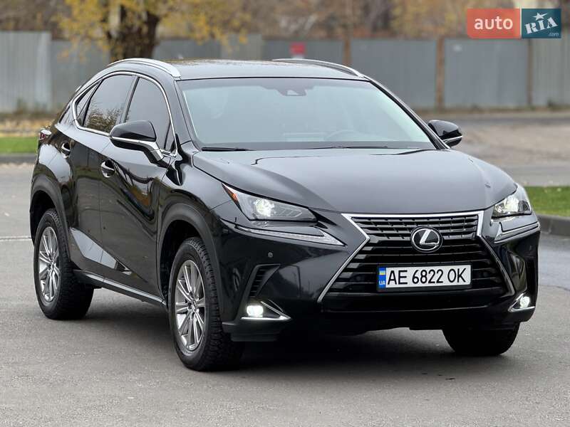 Lexus NX 2019