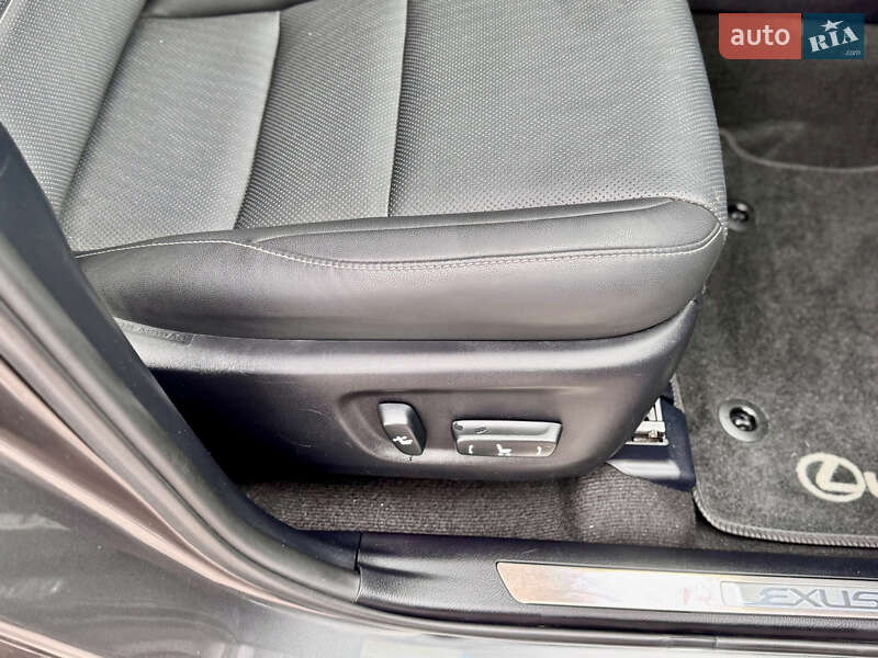 Позашляховик / Кросовер Lexus NX 2017 в Одесі фото 69 Позашляховик / Кросовер Lexus NX 2017 в Одесі