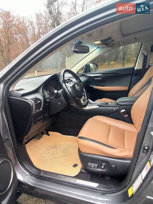 Позашляховик / Кросовер Lexus NX 2015 в Білій Церкві