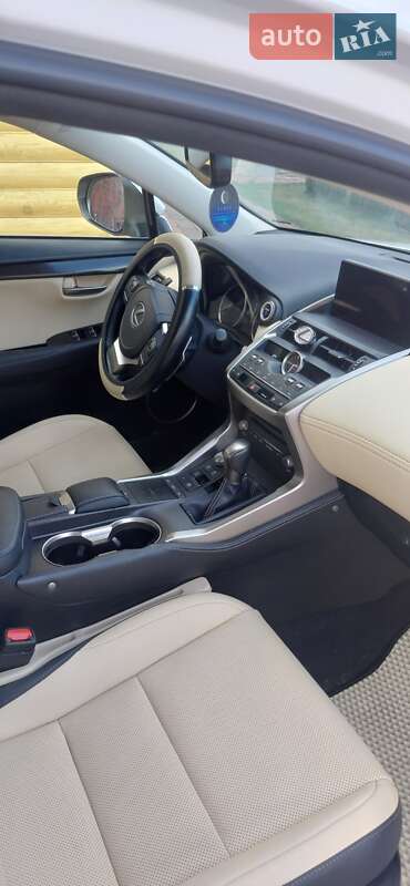 Позашляховик / Кросовер Lexus NX 2021 в Кривому Розі