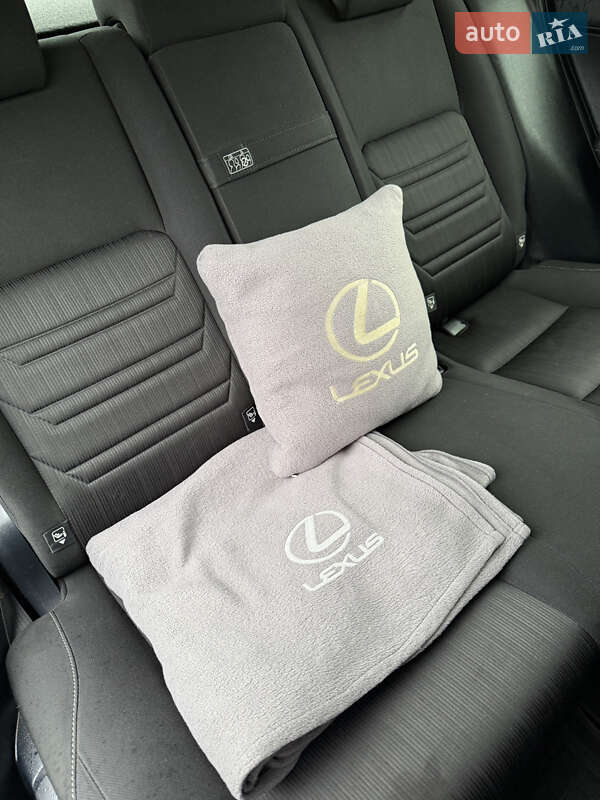 Внедорожник / Кроссовер Lexus NX 2016 в Тернополе фото 24 Внедорожник / Кроссовер Lexus NX 2016 в Тернополе