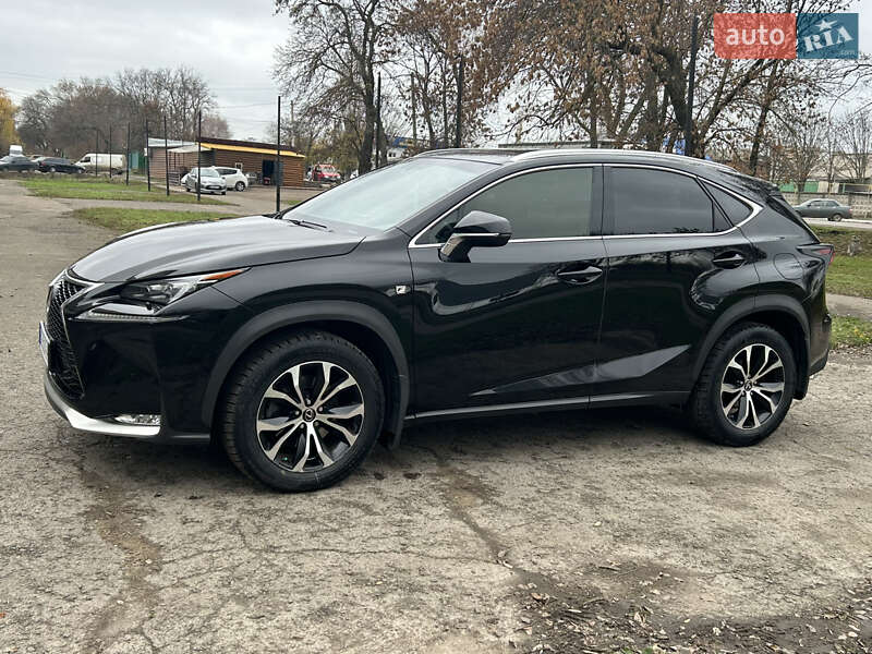 Внедорожник / Кроссовер Lexus NX 2016 в Первомайске