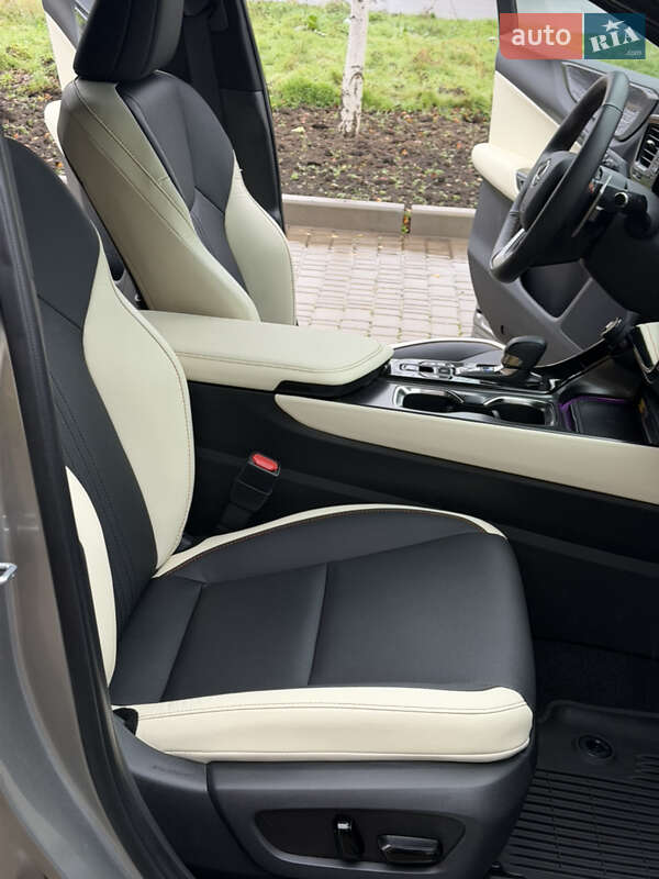 Позашляховик / Кросовер Lexus NX 2024 в Одесі