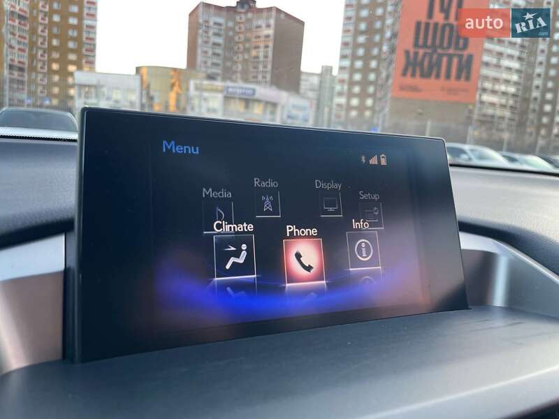 Позашляховик / Кросовер Lexus NX 2016 в Києві