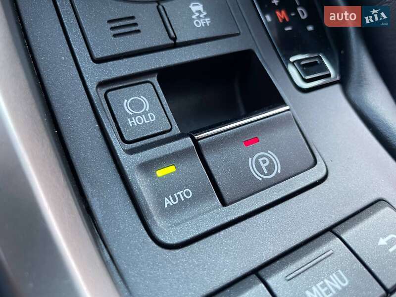 Позашляховик / Кросовер Lexus NX 2016 в Києві