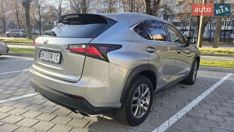 Внедорожник / Кроссовер Lexus NX 2016 в Ровно