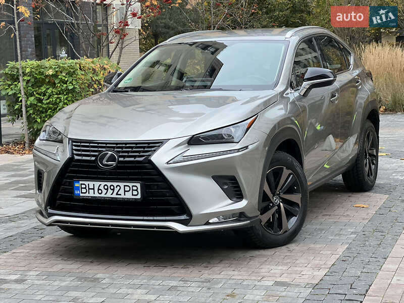Позашляховик / Кросовер Lexus NX 2021 в Києві