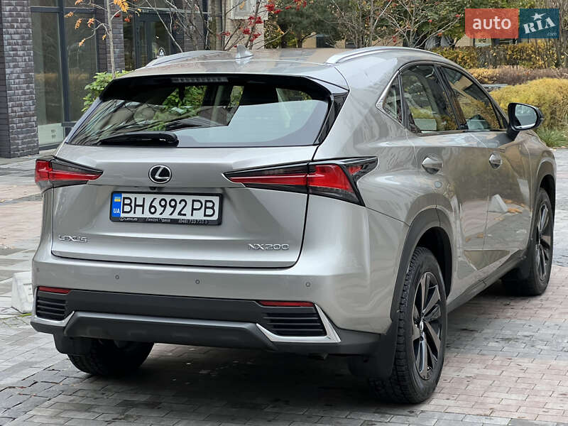 Позашляховик / Кросовер Lexus NX 2021 в Києві