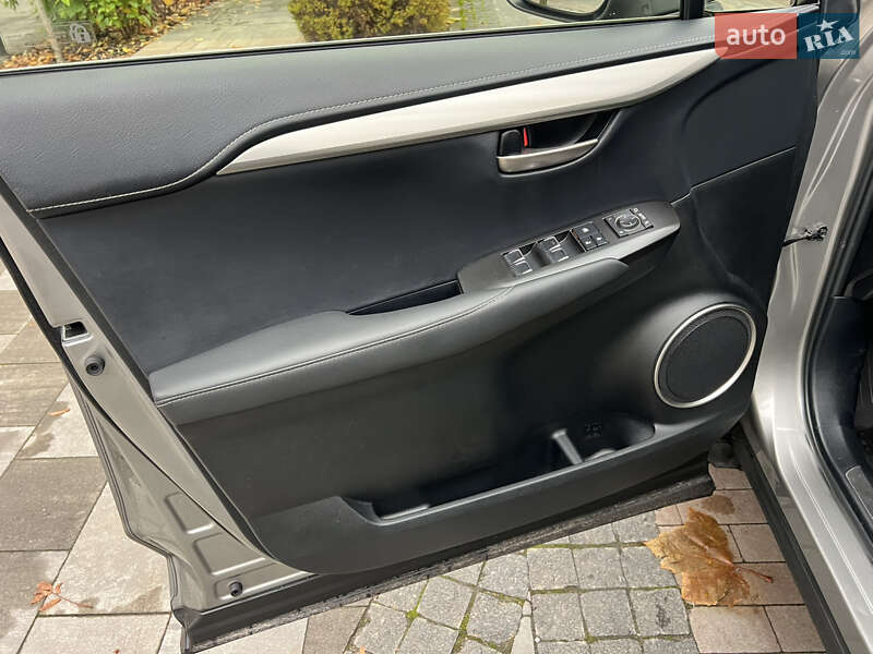 Позашляховик / Кросовер Lexus NX 2021 в Києві