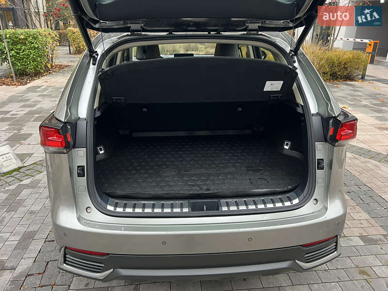 Позашляховик / Кросовер Lexus NX 2021 в Києві