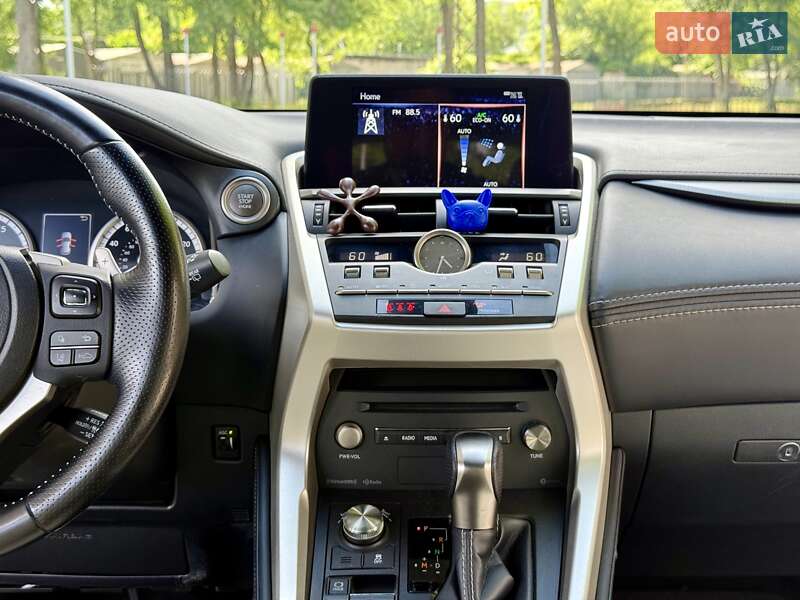 Внедорожник / Кроссовер Lexus NX 2021 в Днепре