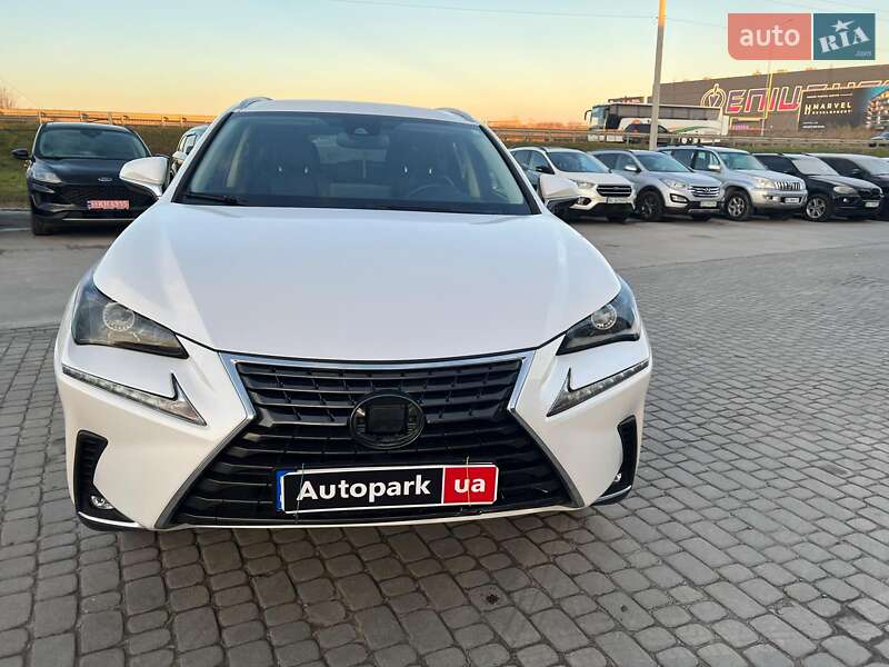 Позашляховик / Кросовер Lexus NX 2019 в Львові