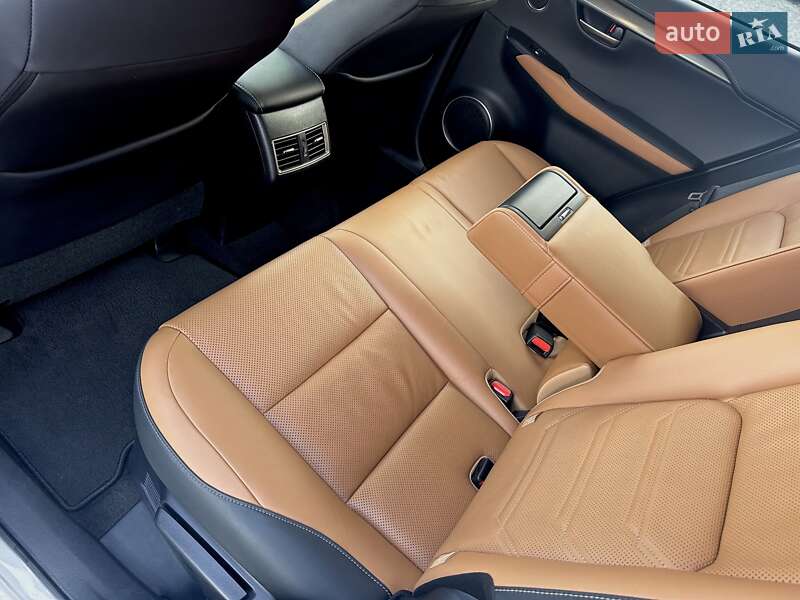 Внедорожник / Кроссовер Lexus NX 2021 в Днепре