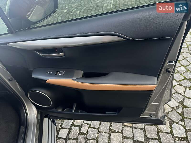 Внедорожник / Кроссовер Lexus NX 2021 в Днепре