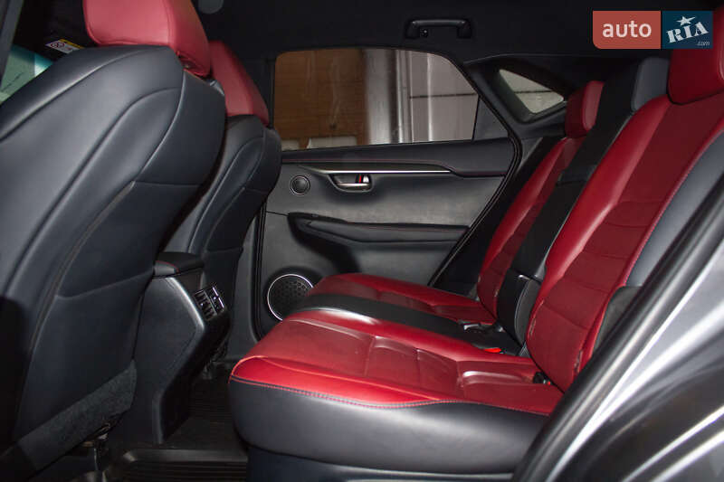 Внедорожник / Кроссовер Lexus NX 2016 в Киеве