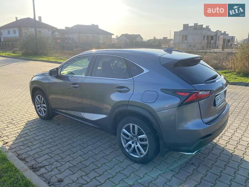 Внедорожник / Кроссовер Lexus NX 2015 в Одессе