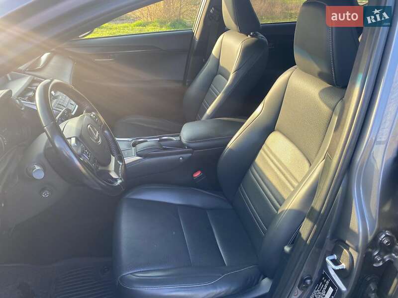 Внедорожник / Кроссовер Lexus NX 2015 в Одессе