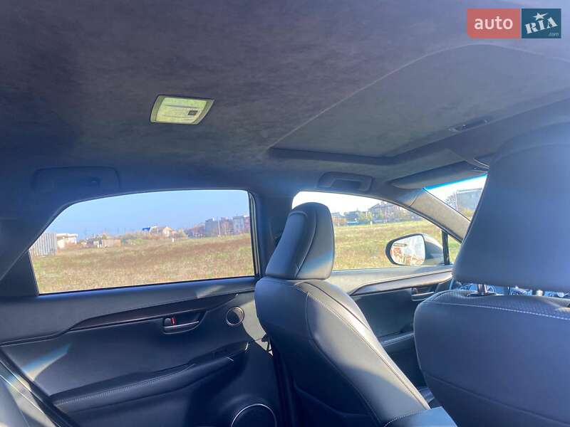 Внедорожник / Кроссовер Lexus NX 2015 в Одессе