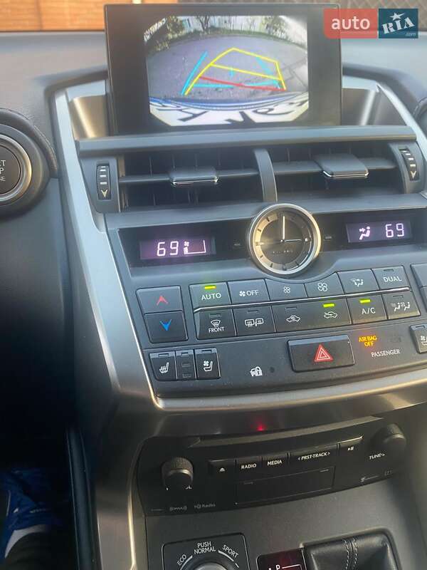 Внедорожник / Кроссовер Lexus NX 2015 в Одессе