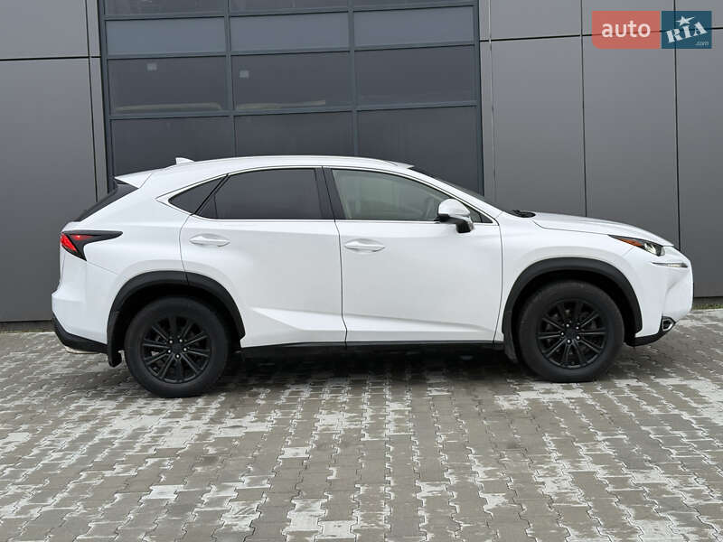 Внедорожник / Кроссовер Lexus NX 2017 в Черновцах