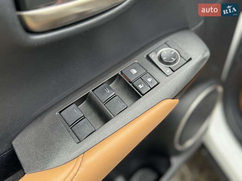 Внедорожник / Кроссовер Lexus NX 2015 в Киеве фото 32 Внедорожник / Кроссовер Lexus NX 2015 в Киеве