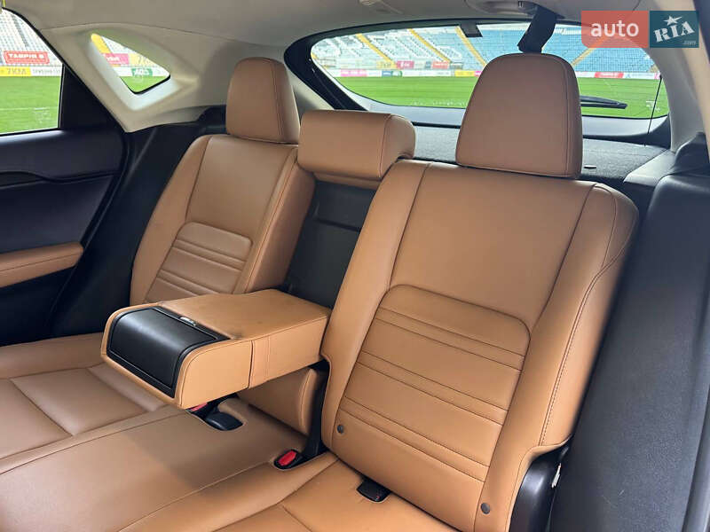 Позашляховик / Кросовер Lexus NX 2016 в Одесі фото 20 Позашляховик / Кросовер Lexus NX 2016 в Одесі