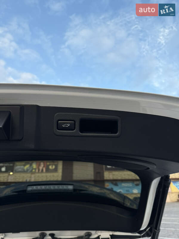 Внедорожник / Кроссовер Lexus NX 2017 в Харькове