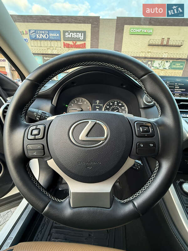 Внедорожник / Кроссовер Lexus NX 2017 в Харькове