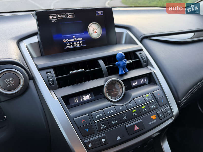 Внедорожник / Кроссовер Lexus NX 2015 в Одессе