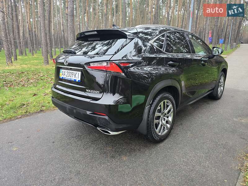 Позашляховик / Кросовер Lexus NX 2014 в Києві