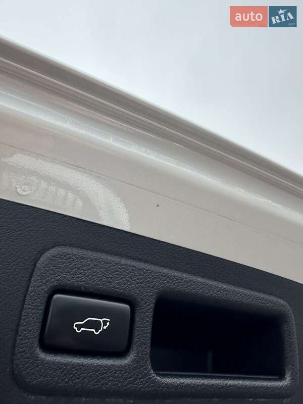 Внедорожник / Кроссовер Lexus NX 2015 в Белогородке