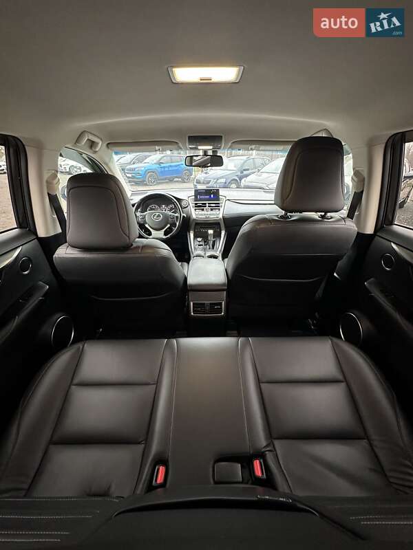 Внедорожник / Кроссовер Lexus NX 2015 в Белогородке