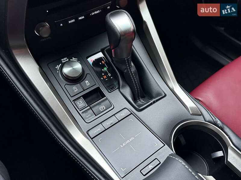 Внедорожник / Кроссовер Lexus NX 2018 в Белой Церкви