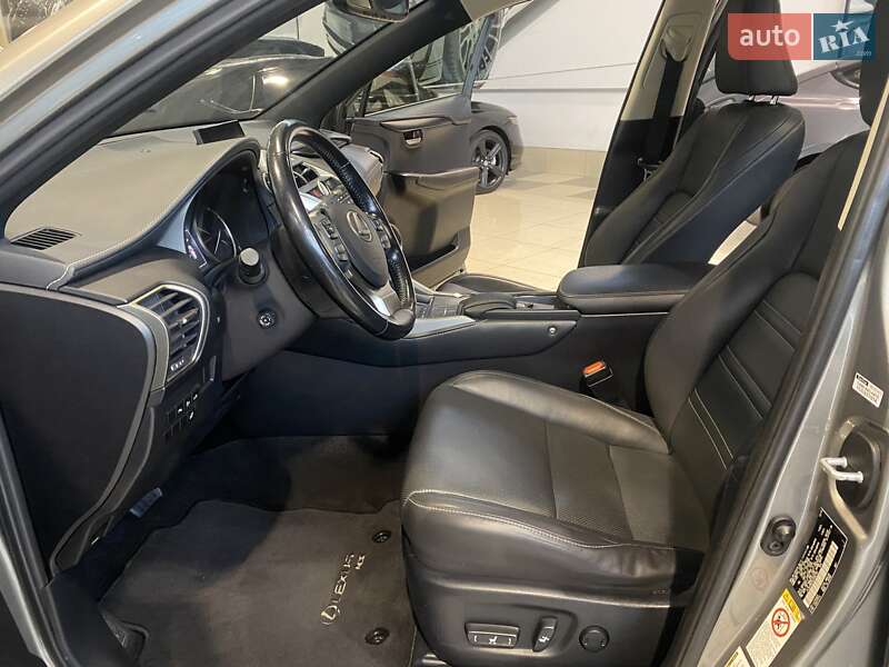 Внедорожник / Кроссовер Lexus NX 2015 в Одессе