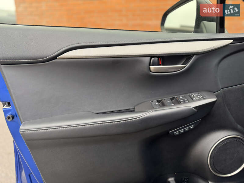 Внедорожник / Кроссовер Lexus NX 2017 в Киеве