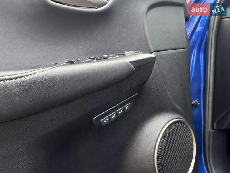 Внедорожник / Кроссовер Lexus NX 2017 в Киеве