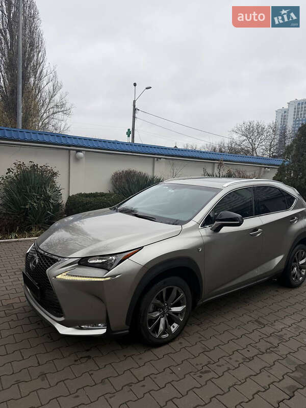 Внедорожник / Кроссовер Lexus NX 2016 в Одессе