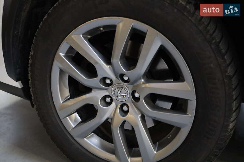 Внедорожник / Кроссовер Lexus NX 2016 в Луцке фото 9 Внедорожник / Кроссовер Lexus NX 2016 в Луцке
