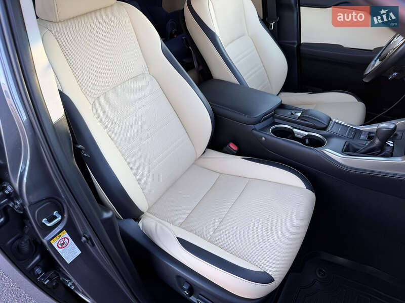 Внедорожник / Кроссовер Lexus NX 2016 в Киеве