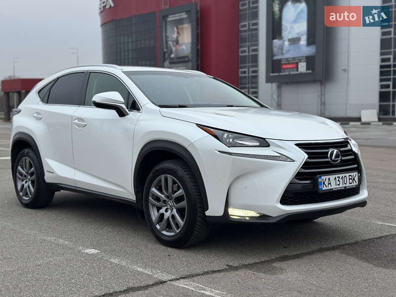 Lexus NX 2015