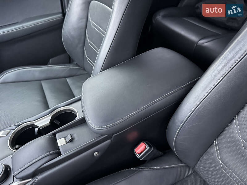 Внедорожник / Кроссовер Lexus NX 2015 в Киеве