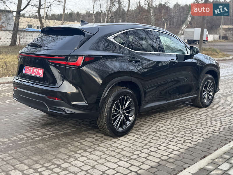 Внедорожник / Кроссовер Lexus NX 2025 в Львове