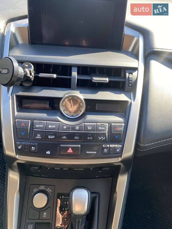 Внедорожник / Кроссовер Lexus NX 2016 в Хмельницком фото 15 Внедорожник / Кроссовер Lexus NX 2016 в Хмельницком